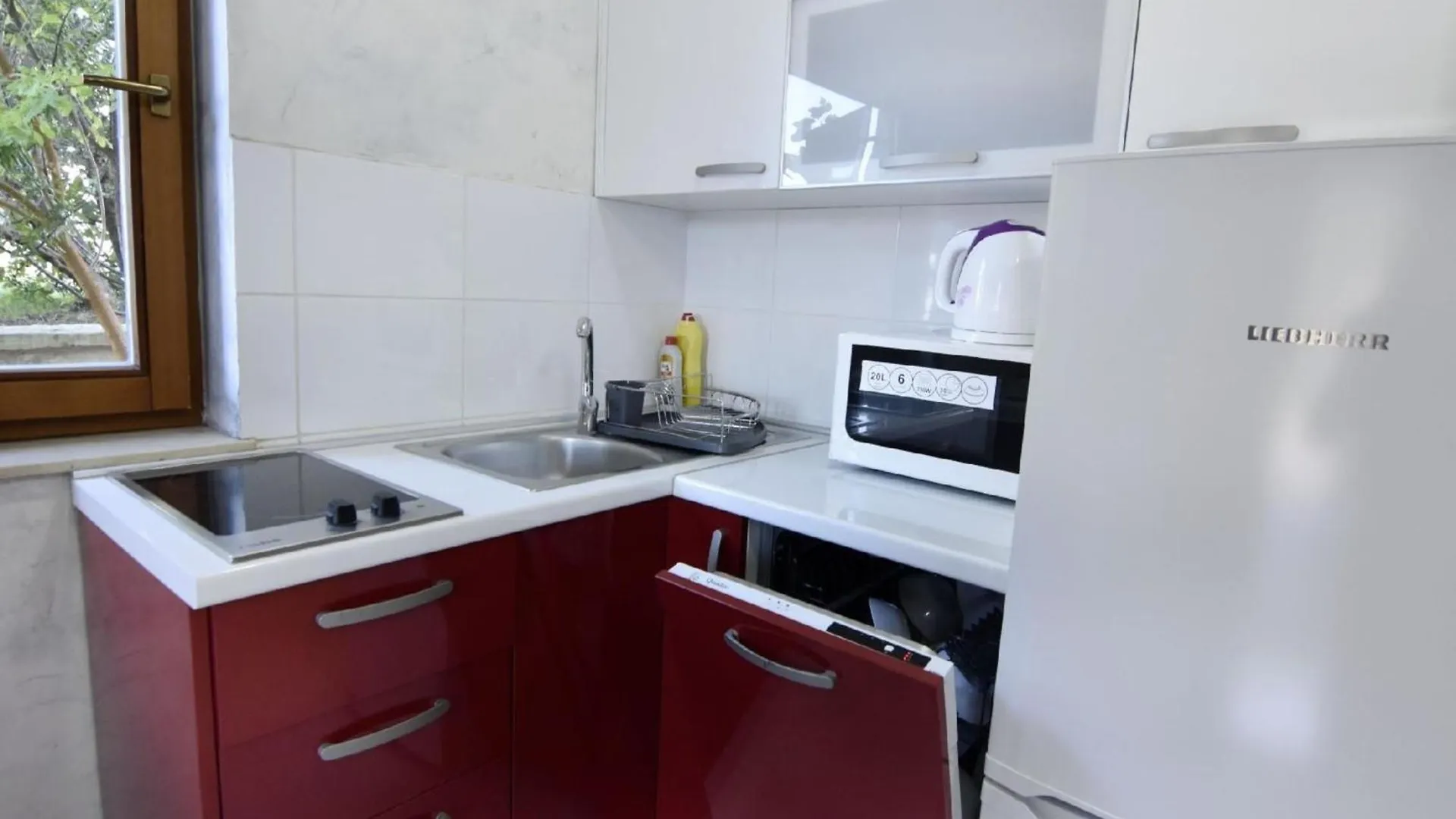 Apartment Fuer Paare, Nur Einen Steinwurf Vom Strand Entfernt Croatia