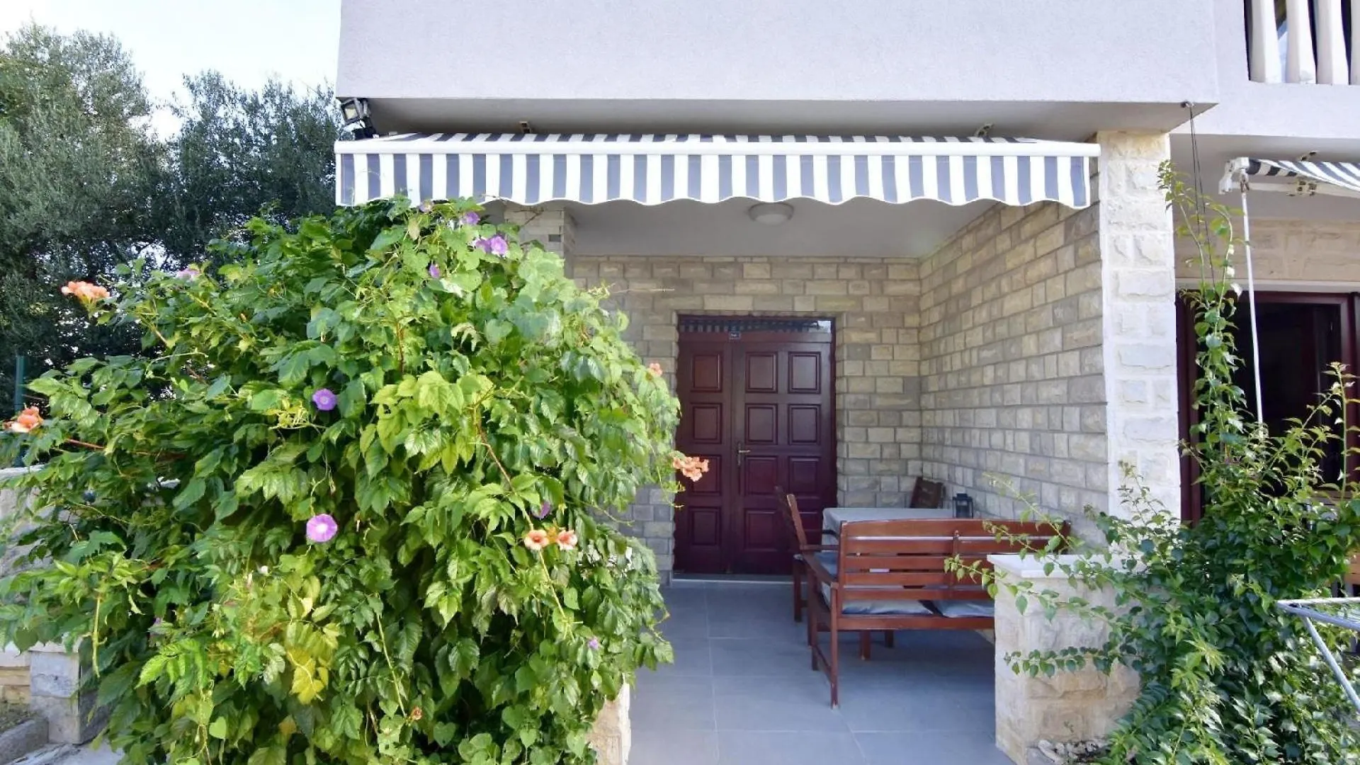 Apartment Fuer Paare, Nur Einen Steinwurf Vom Strand Entfernt 0*, Biograd Na Moru Croatia